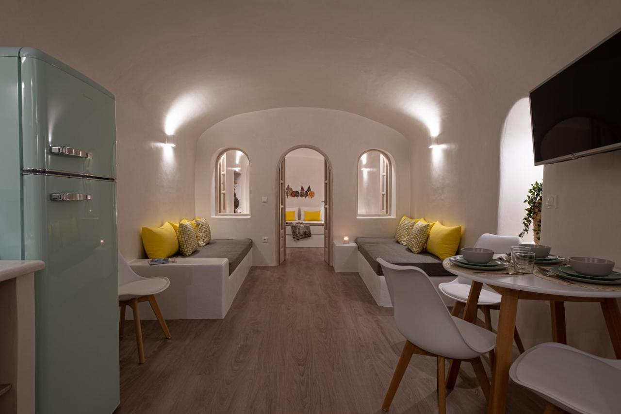 White Orchid Cave House & Studio Pyrgos Kallistis ภายนอก รูปภาพ