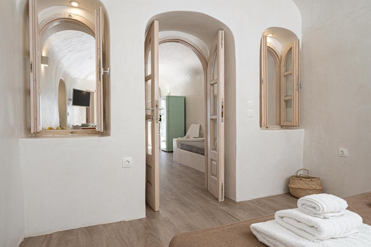 White Orchid Cave House & Studio Pyrgos Kallistis ภายนอก รูปภาพ