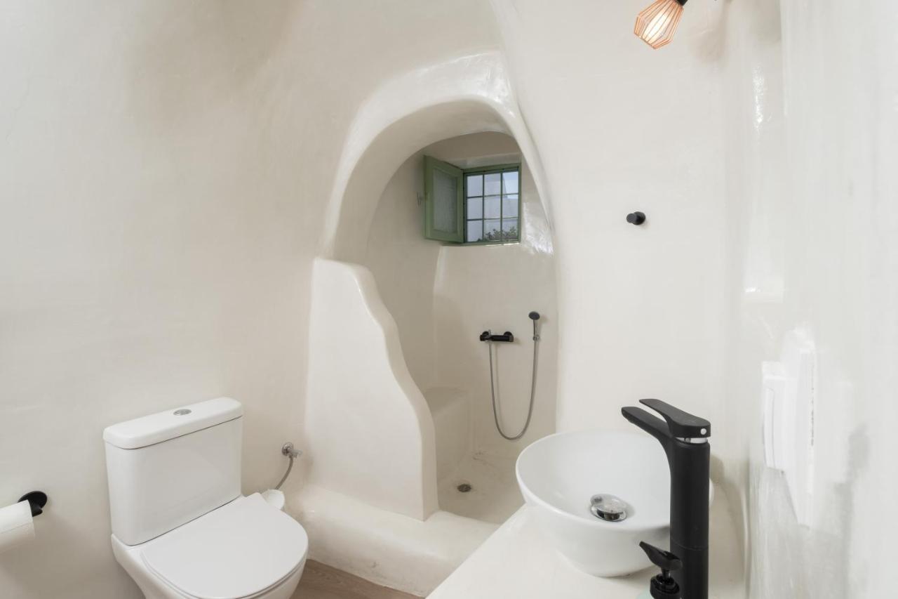 White Orchid Cave House & Studio Pyrgos Kallistis ภายนอก รูปภาพ