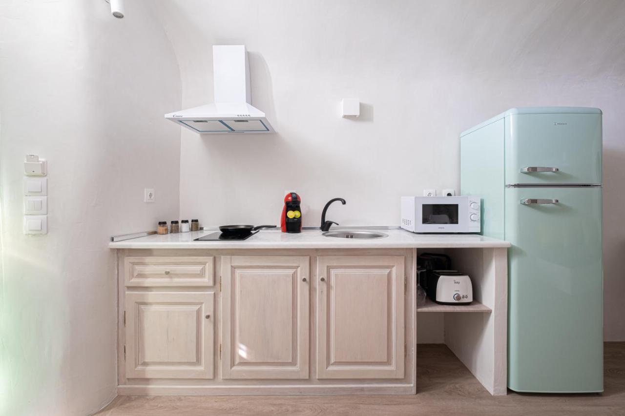 White Orchid Cave House & Studio Pyrgos Kallistis ภายนอก รูปภาพ